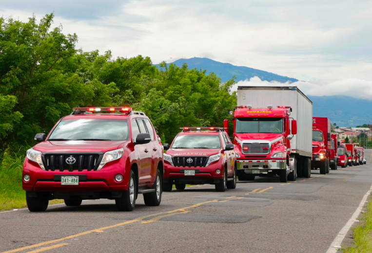 Bomberos envia cargamento de ayuda humanitaria