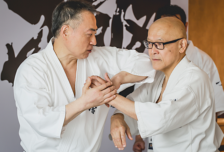 Visita de embajador japonés fortalece lazos culturales a través del karate Kyokushin